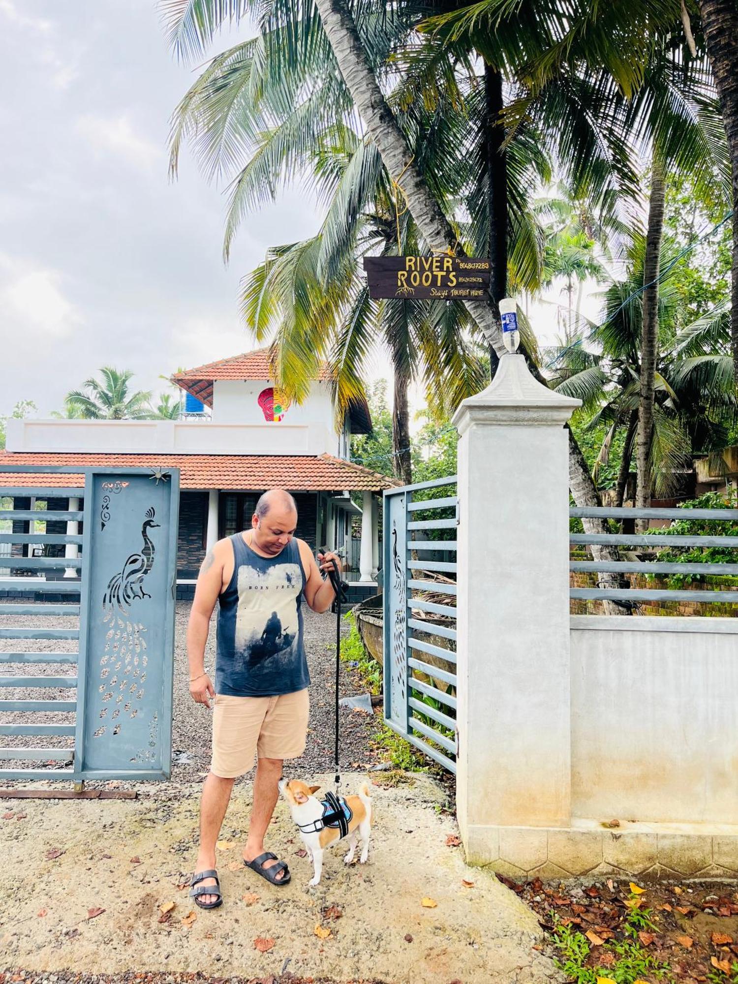Riverrootsstays Mundrothuruth Buitenkant foto